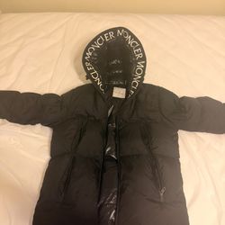 Moncler Men’s Black Jacket 