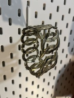 Cuff bracelet from F21(Gold) 