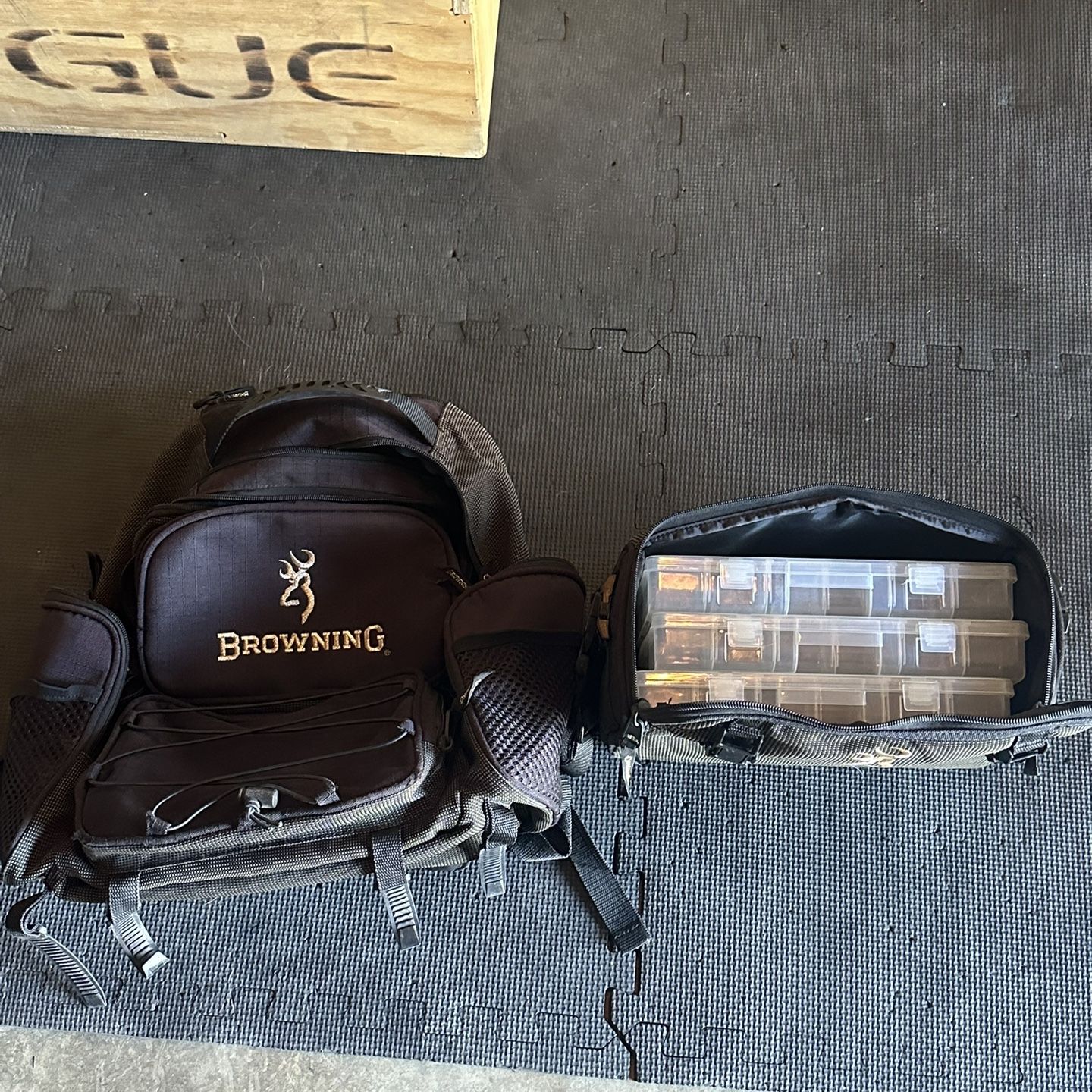 browning tackle bag backpack Browning Fishing Backpack for Sale in Victorville, CA