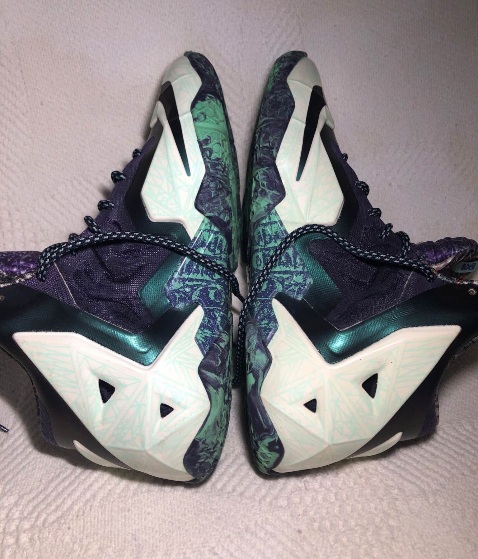 NIKE LEBRON JAMES XI GS ALL STAR NOLA GUMBO GREEN GLOW SIZE  display picture 1