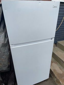 Madea refridgerator