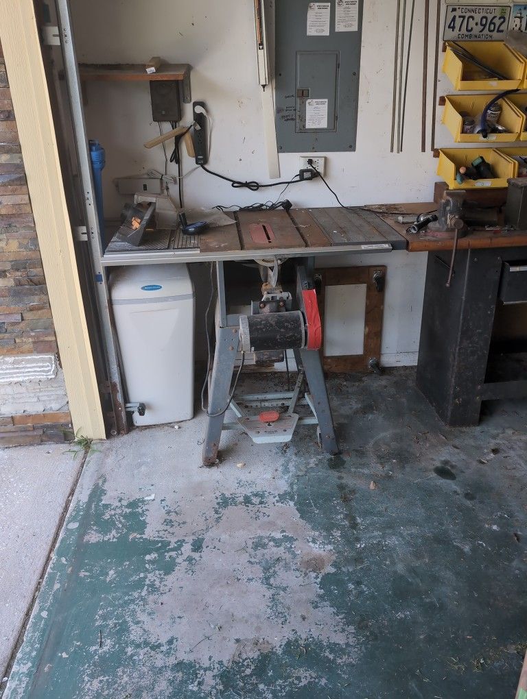 10 In Table Saw