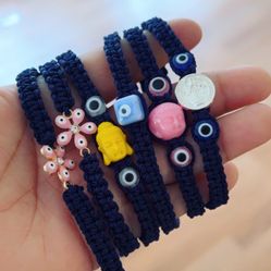 Pulseras $5 Dlrs Cada Una