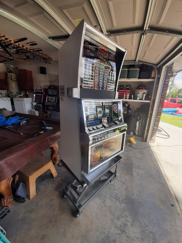 Slot Machine for Sale in Bakersfield, CA OfferUp
