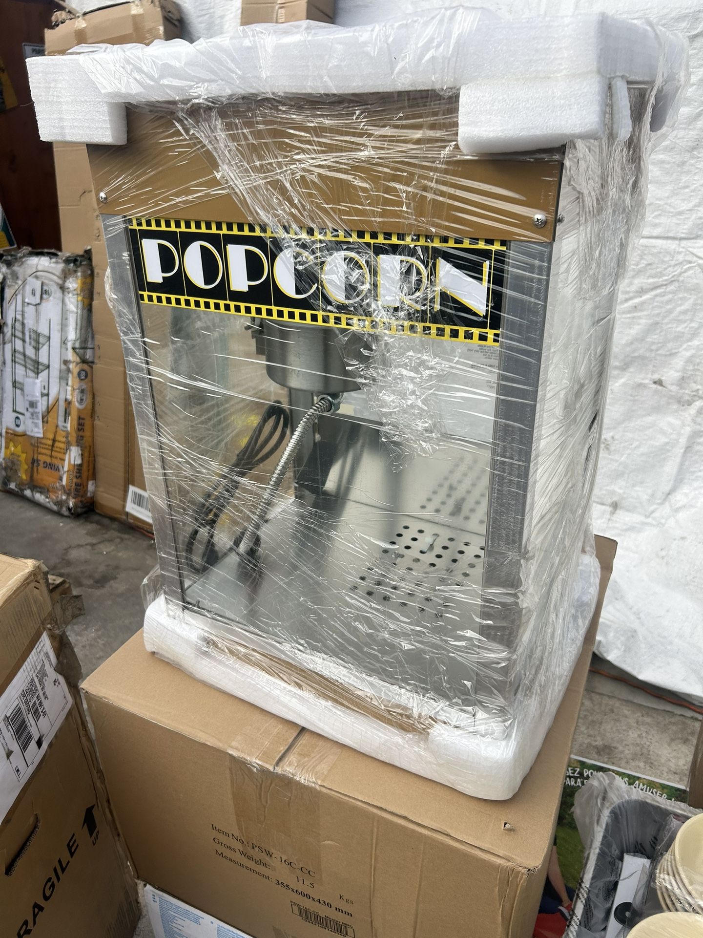 Commercial Popcorn Machine
