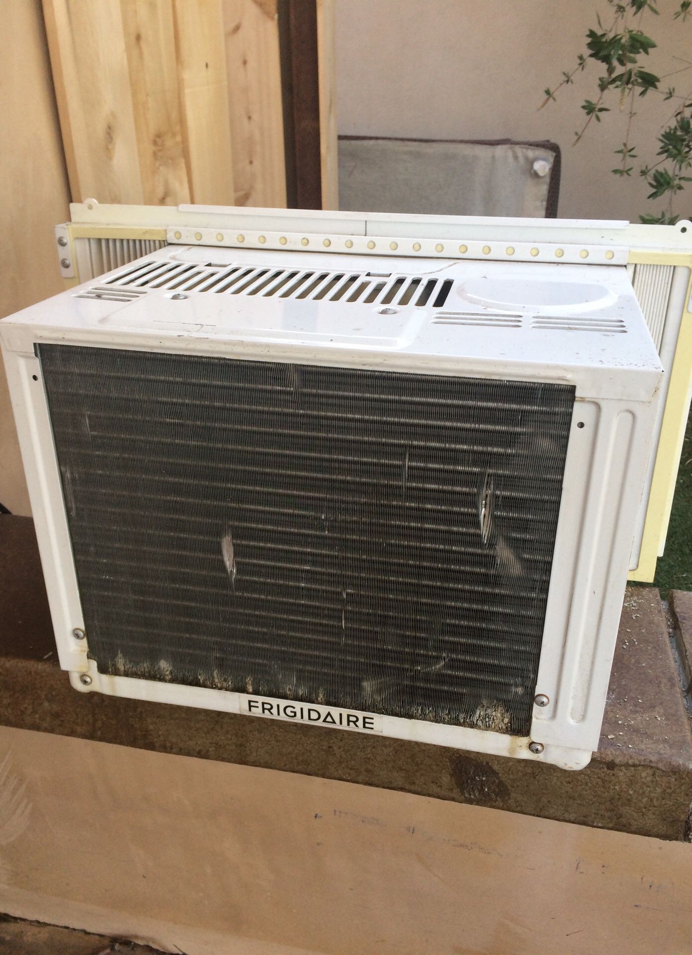 Frigidaire window ac air conditioner