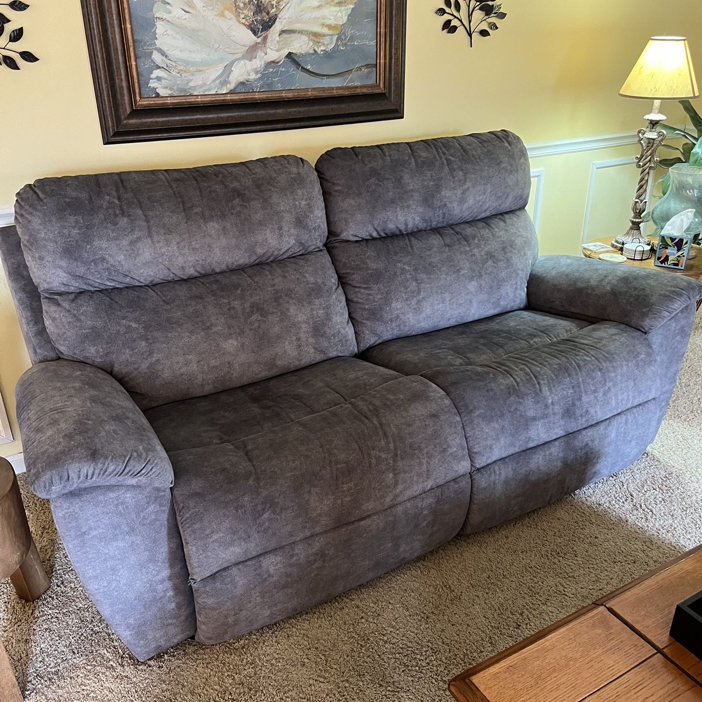 2 Motorized Reclining Couches