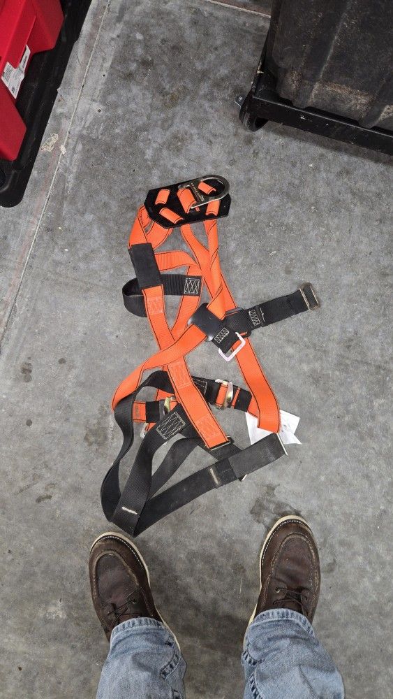 Msa Construction Safety Harness M/L