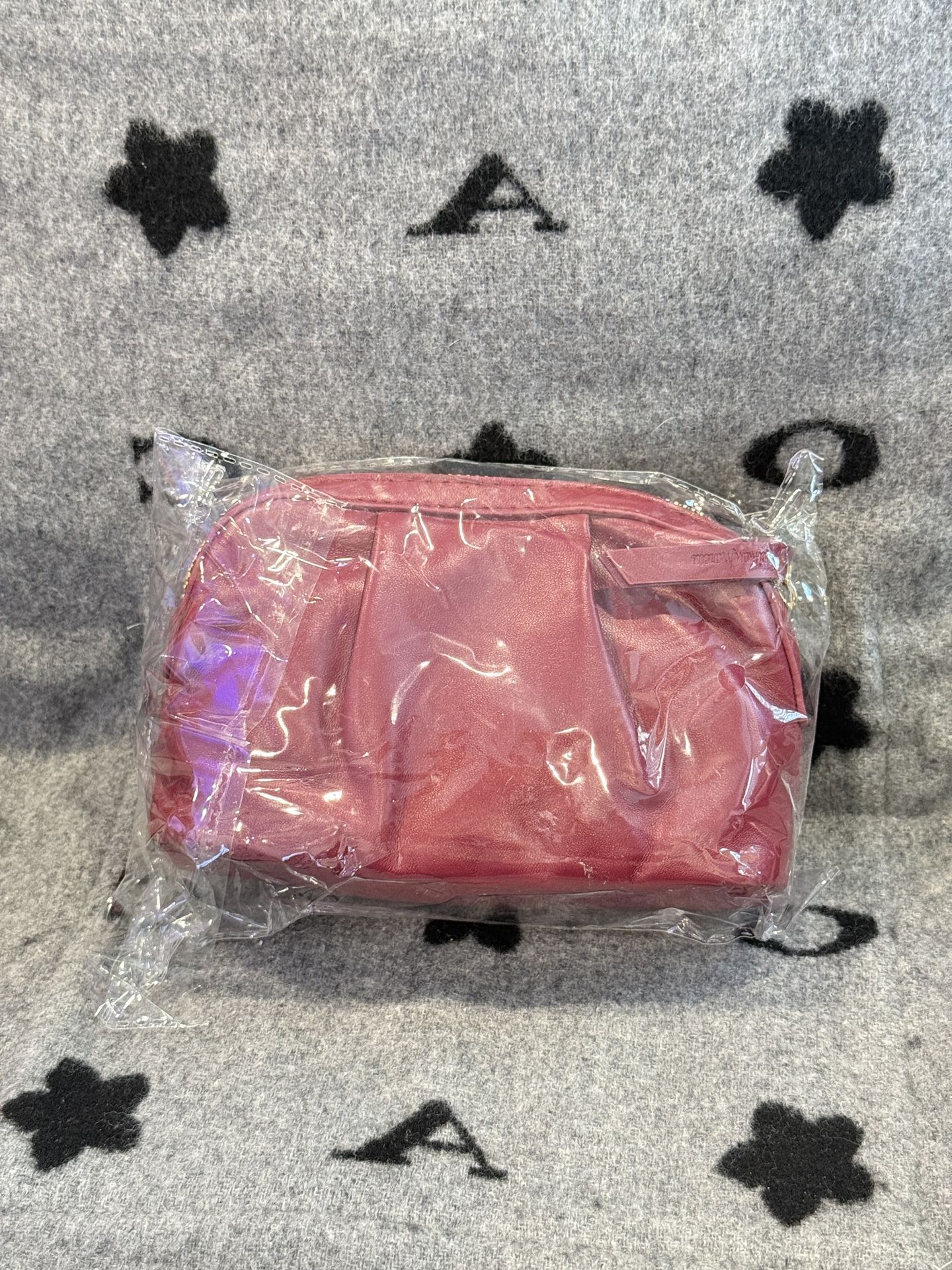 Neiman Marcus limited makeup bag