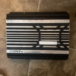Kenwood 600watt Amplifier