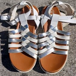 NWT Wonder Nation Girls Gladiator Sandals Size 1 Non-marking Comfort Footbed