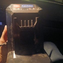 Toro battery with charger