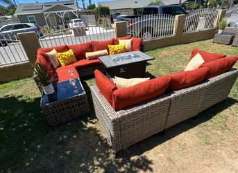 Patio furniture set outdoor new in the box
