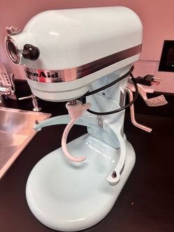 kitchen aid mixer