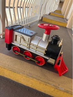 Ride on electric train