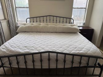 Black Metal Bed Frame with King Size mattress