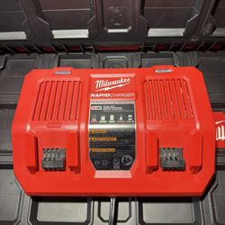 New Milwaukee m18 dual rapid charger no less then $90