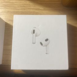 Apple Airpod 4 Bluetooth Noise Cancellation Brand New