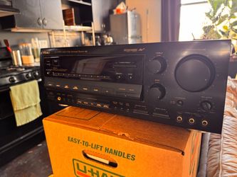 TEAC AG-V8500 receiver/amplifier