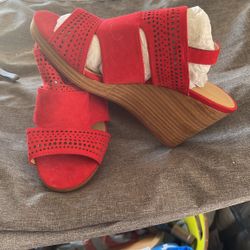 Violet & Red - Wedge Heels