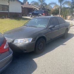 2000 Toyota Camry Runs And Drives