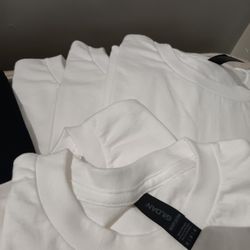 Black And White Tee Shirts 