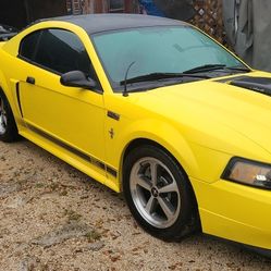 2003 Ford Mustang