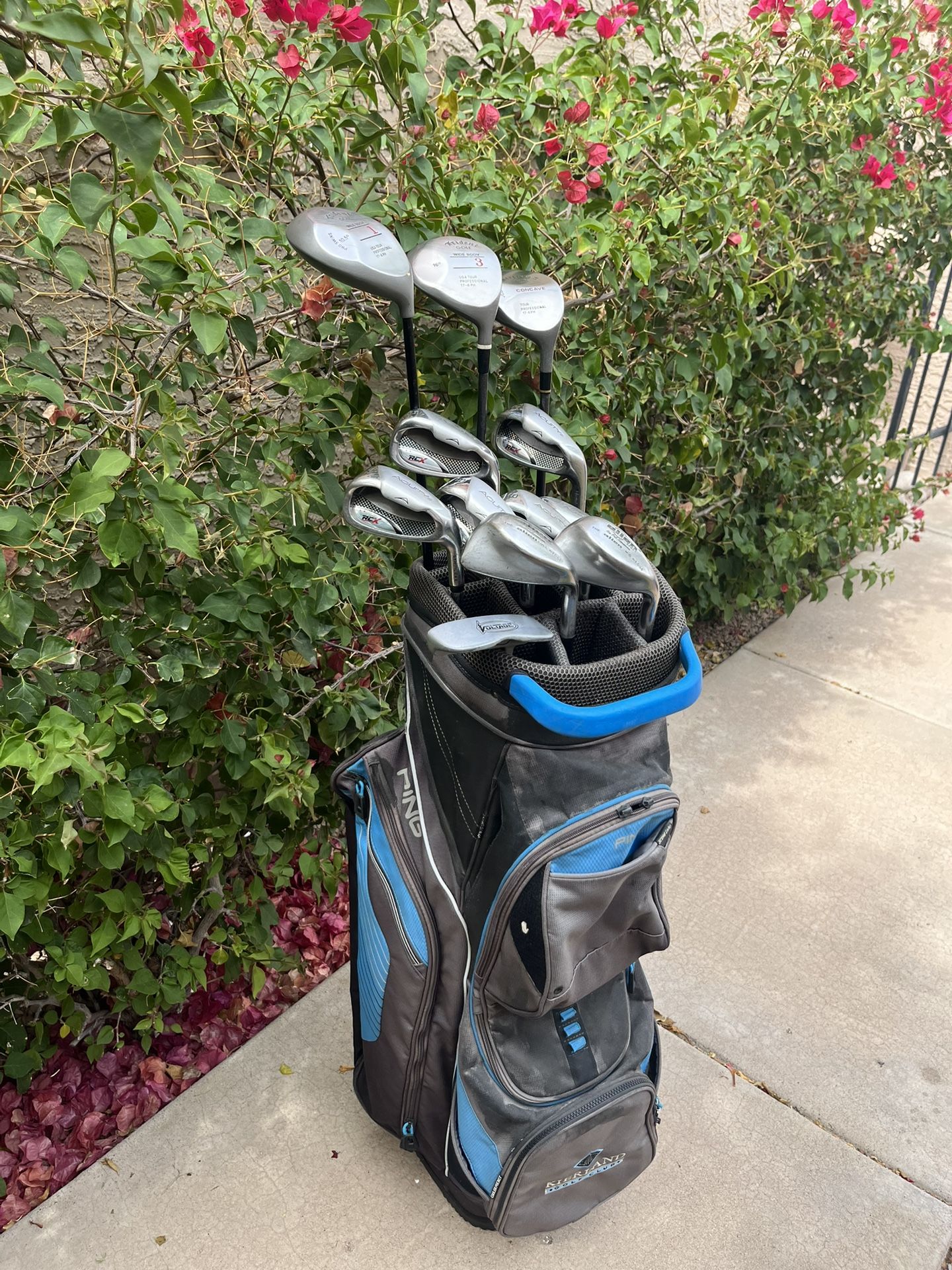 Men’s Golf Club Set With A Golf Bag