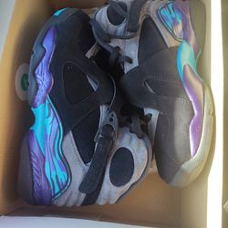 Air Jordan 8 Retro (GS)Blk/Prpl/Blue Size 7y