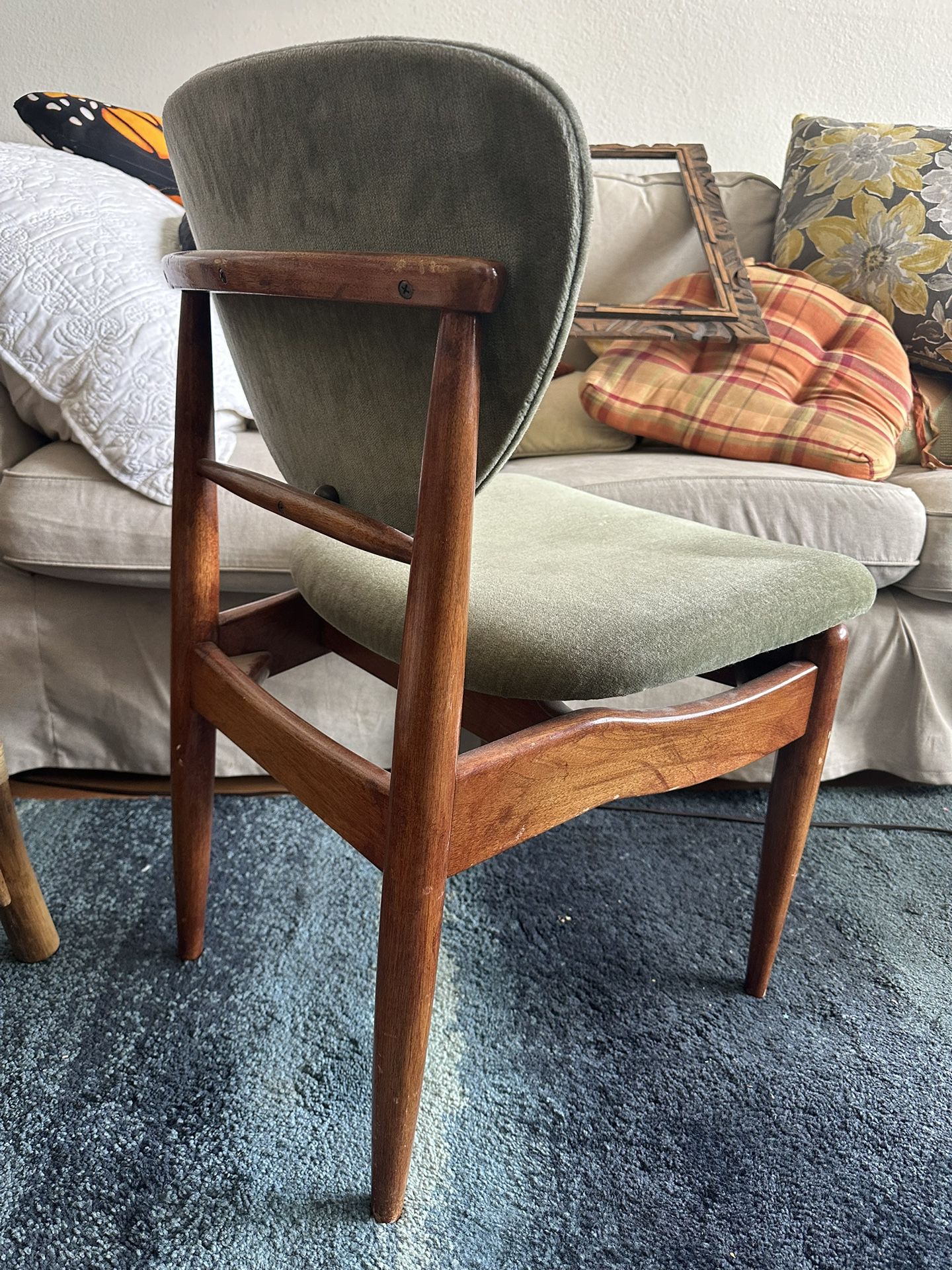 Vintage Danish Modern Mid-Century Chairs (6)