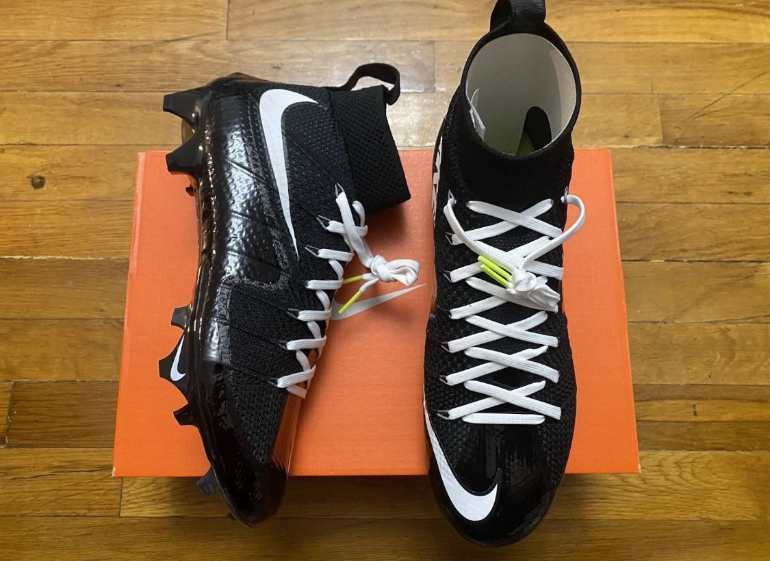 Size 9.5, 10, 10.5, 11, 11.5, 12, 13 - Nike Vapor Edge 360 Untouchable Cleats Black