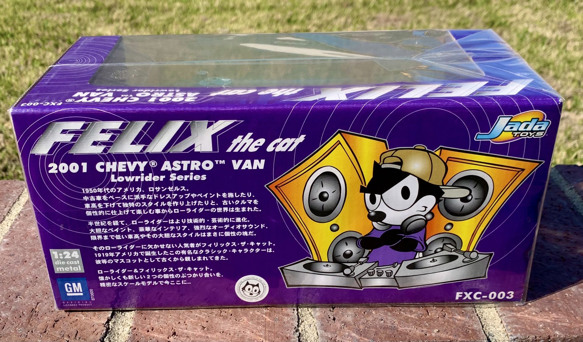 Jada Toys Felix the Cat 2001 Aqua 2001 Chevy Astro Van 1:24