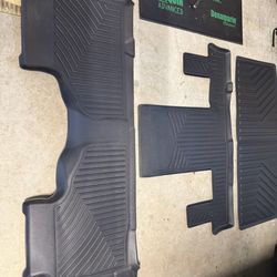 Floor mat set.Tahoe