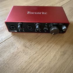 Focusrite Scarlett 2i2 Audio interface