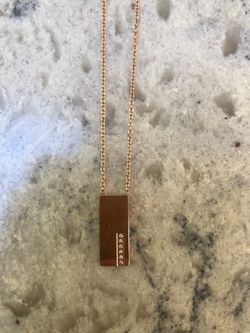 Rose Gold Women’s small Necklace.