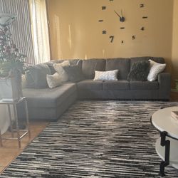 Beautiful Sectional Almost Brand New