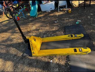 Pape Material nanaung noosuv pallet jack