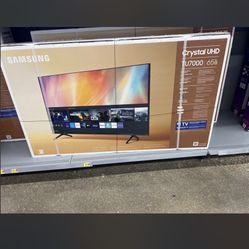 SAMSUNG Crystal UHD 65”