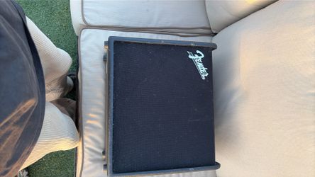 Fender guitar amplifier