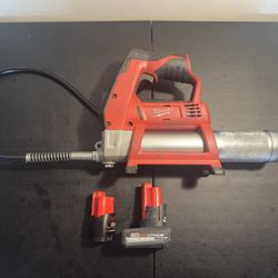 Milwaukee M12 Grease Gun