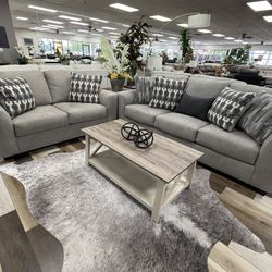 2 Pc Sofa And Loveseat 
