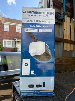 NEW Chamberlain D1000 Smart Garage Door Opener | myQ WiFi Control | Complete Kit | Never Installed