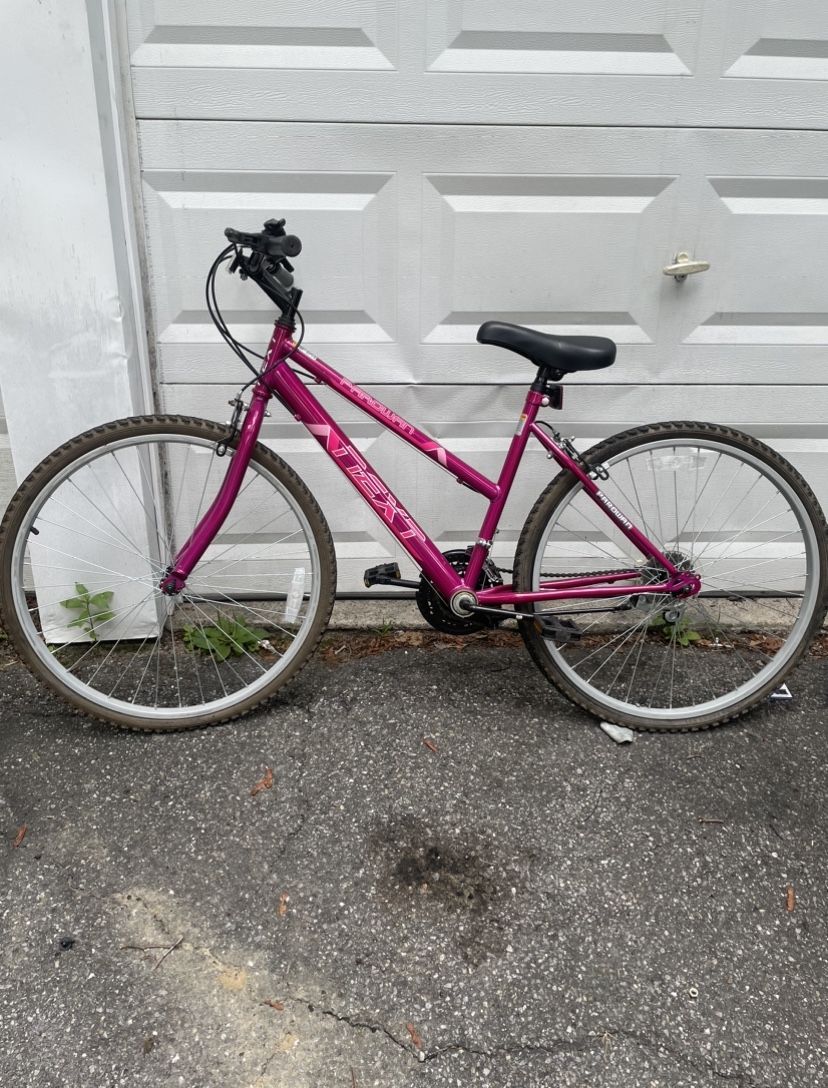 pink mountain bike 