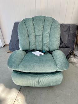 Shell Shape Power Recliner Chair, Chenille Fabric Swivel Rocker Recliner with Bluetooth Speaker