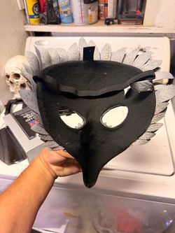 Raven mask with feathers Halloween