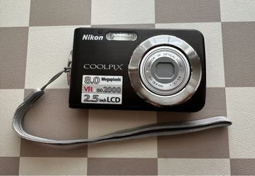 Nikon Coolpix S210
