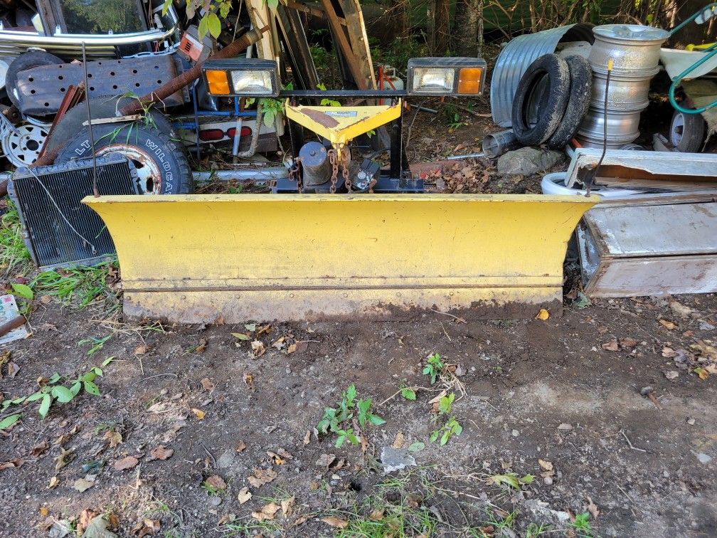 working-6ft-6inch-fisher-mm-2-plug-for-sale-in-milford-nh-offerup