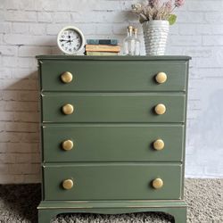 Awesome Shabby Distressed Solid Wood Dresser 