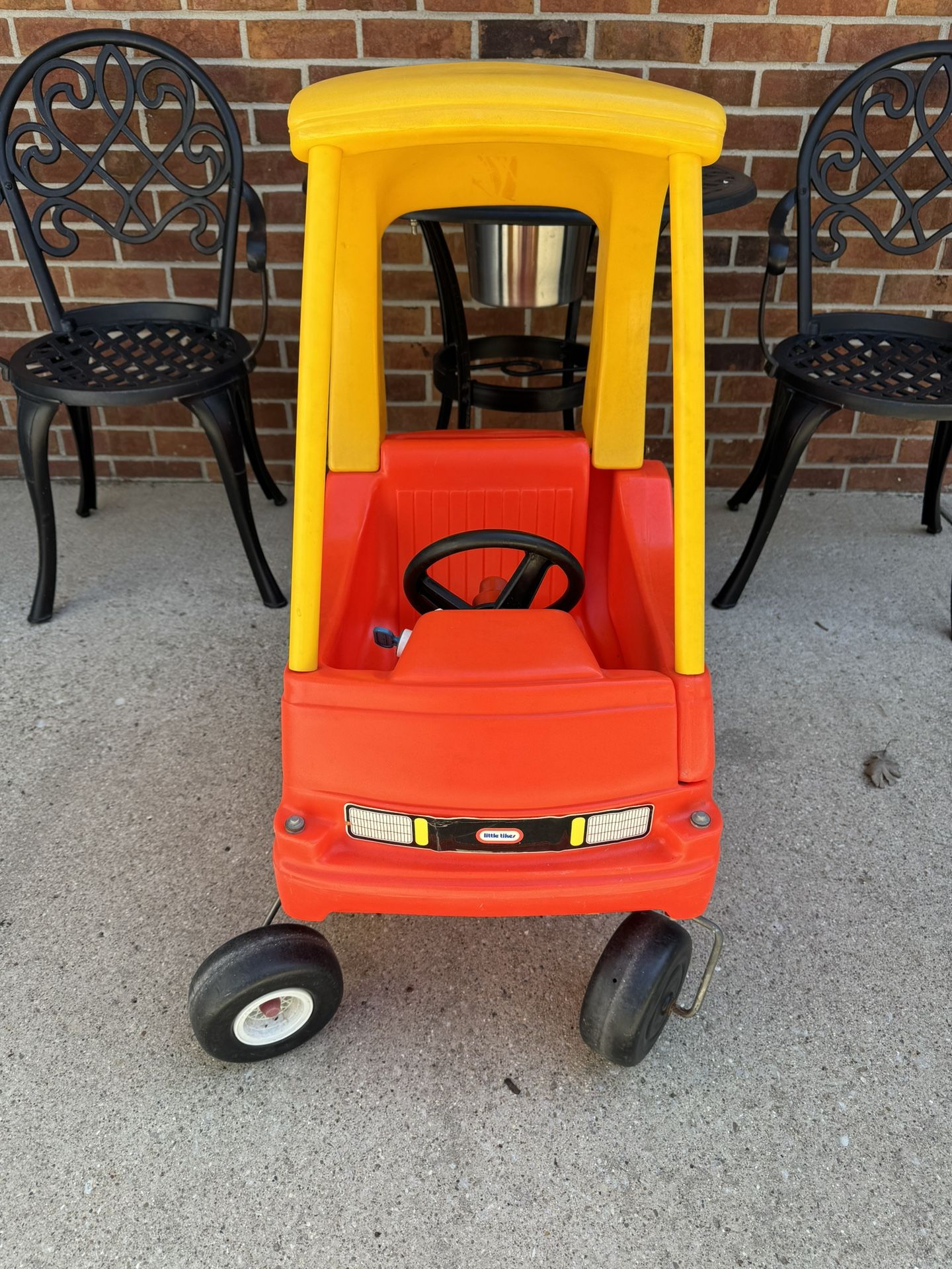 Vintage 1979 Little Tikes Cozy Coupe for Sale in Crown Point IN OfferUp