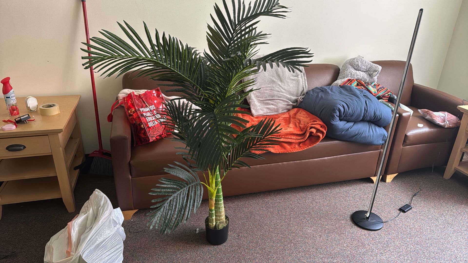 Faux 4ft Plant (fake)